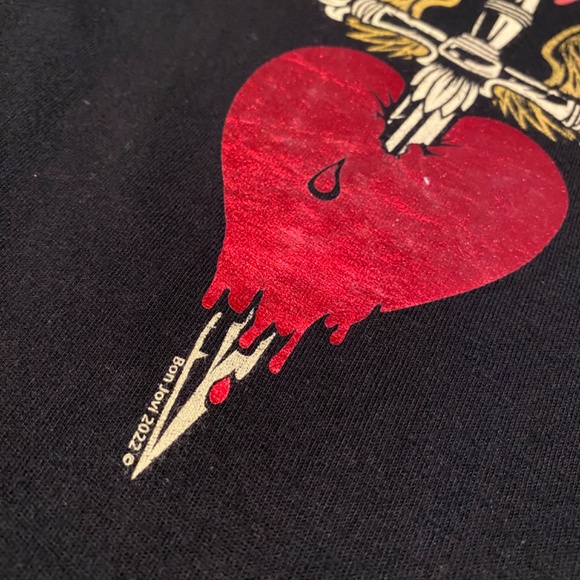 Bon Jovi 2022 Concert Women’s L Black with “You Give Love a Bad Name” T-Shirt - Picture 3 of 6